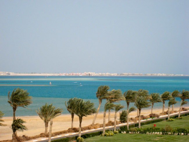 März - Kite Mania Abu Soma 1