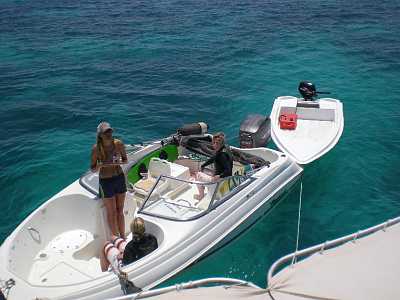 151GirlMania_SecretIsland.JPG