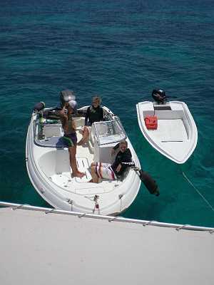 152GirlMania_SecretIsland.JPG